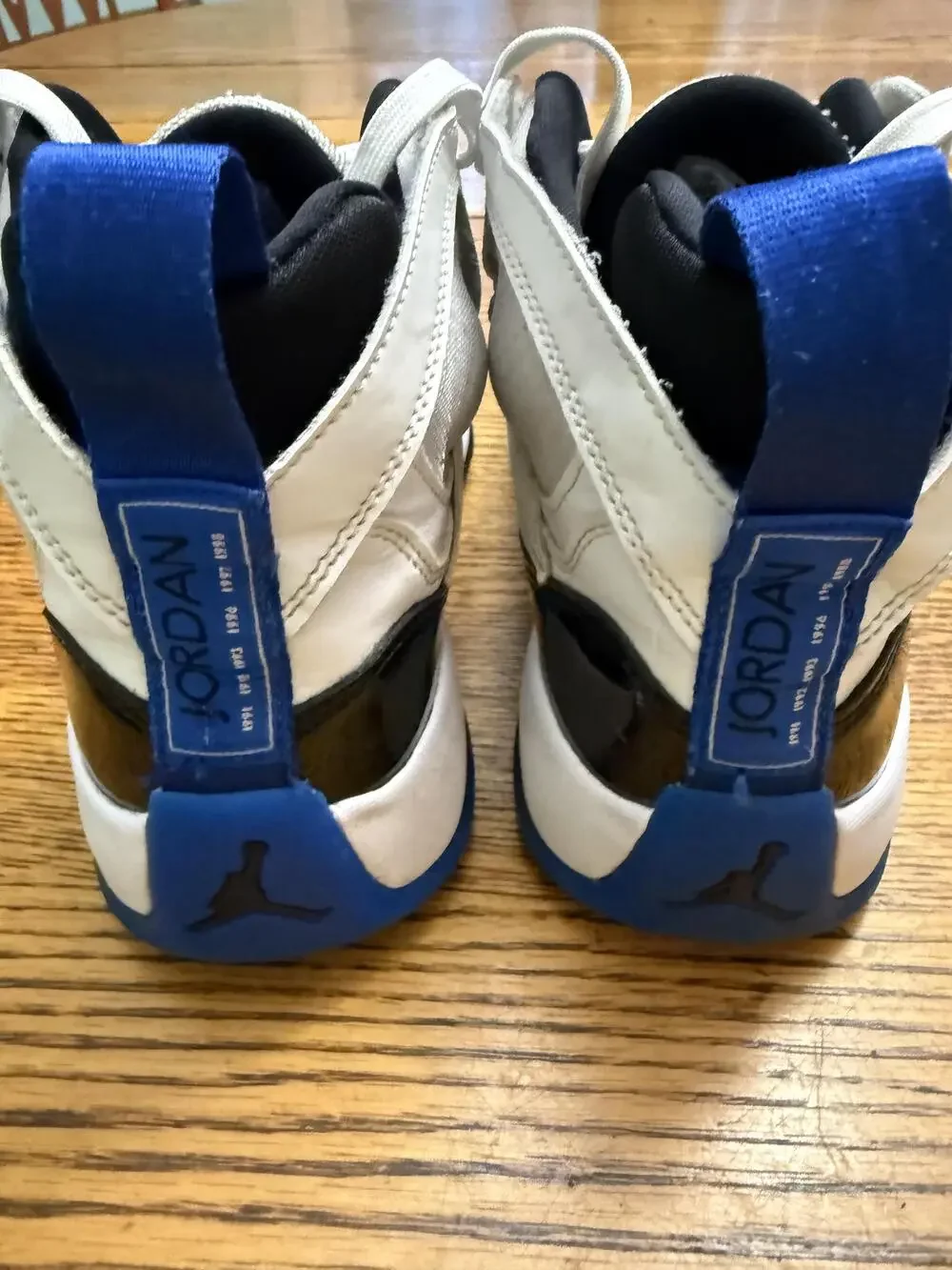 Jordan Two Trey Shoes Mens Size 10 Basketball DO1925-140 Retro Sneaker Classic